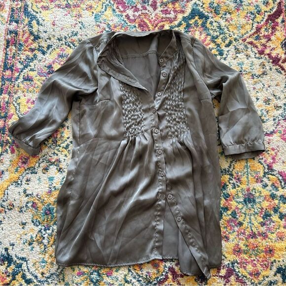 2000s Grey satin silky preppy button up blouse - Picture 4 of 4